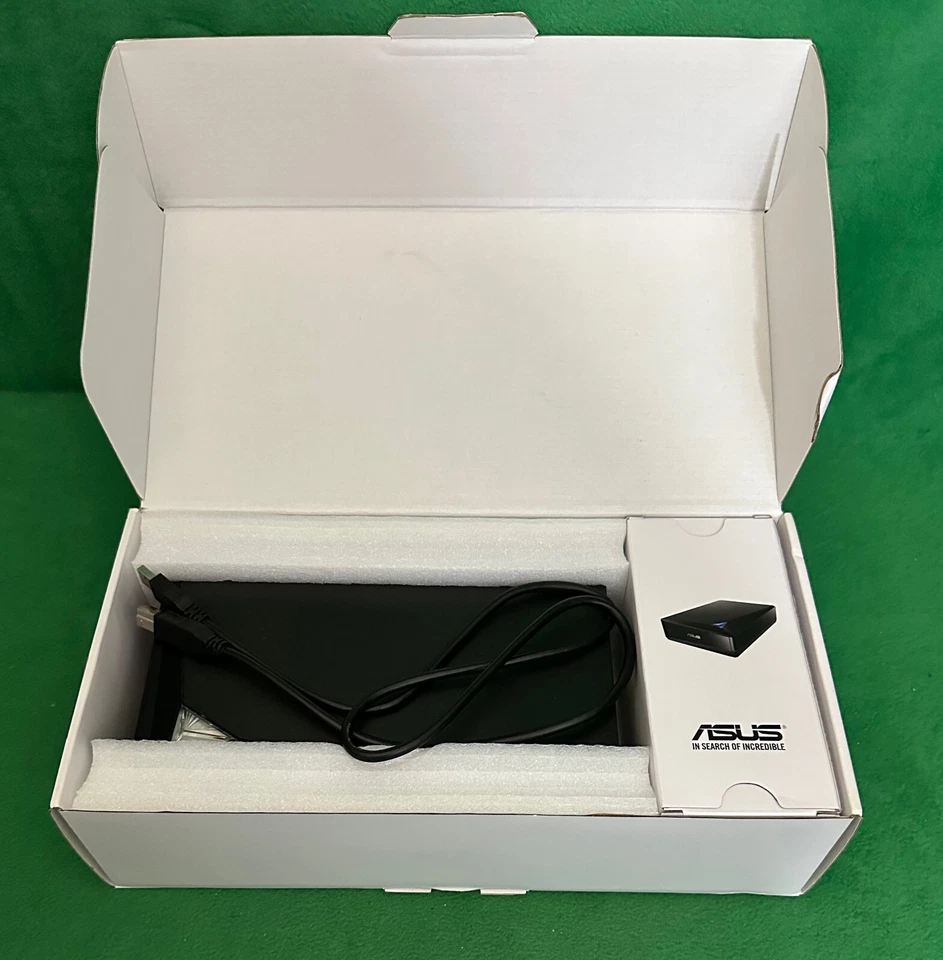 Unidad Asus Turbo USB 3.0 Externa 16x Grabadora Blu-Ray Mac/PC Modelo BW-16D1X-U. Foto 2 de 4