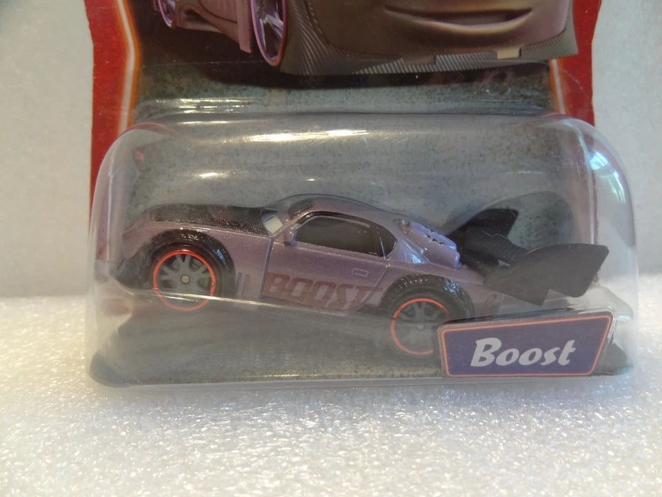 Neumáticos sobrealimentados Boost 3+ de Disney Pixar Cars. Nuevo en paquete Foto 3 de 4