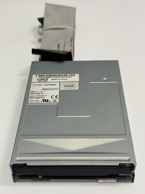    Sony MPF920-F Internal 3.5  Floppy Disk Drive 1.44MB 4-651-17721 W/ Cable