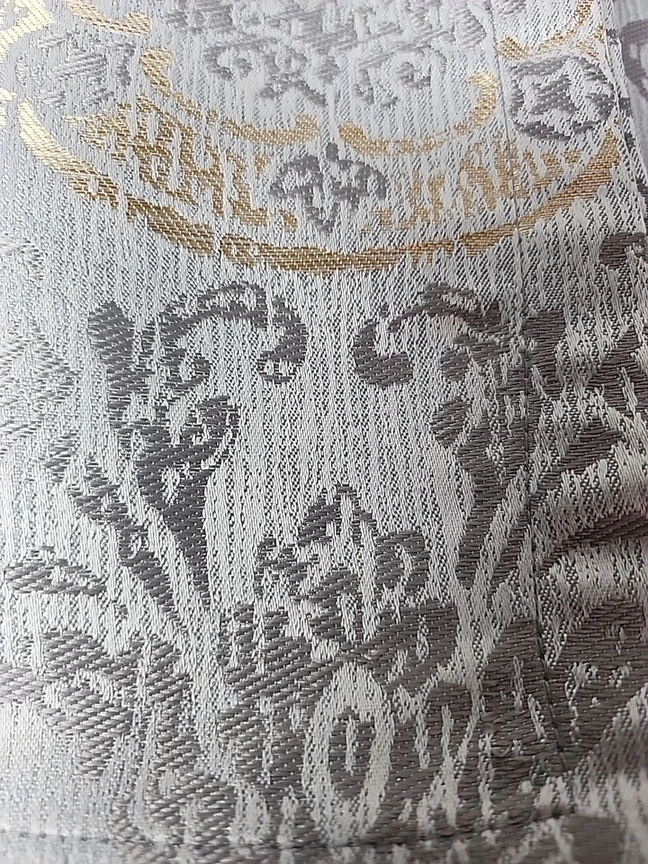 Waterford Fine Linens Damask Gray & Gold 21x21 Napkins Set Of 8 New - Image 4 of 4