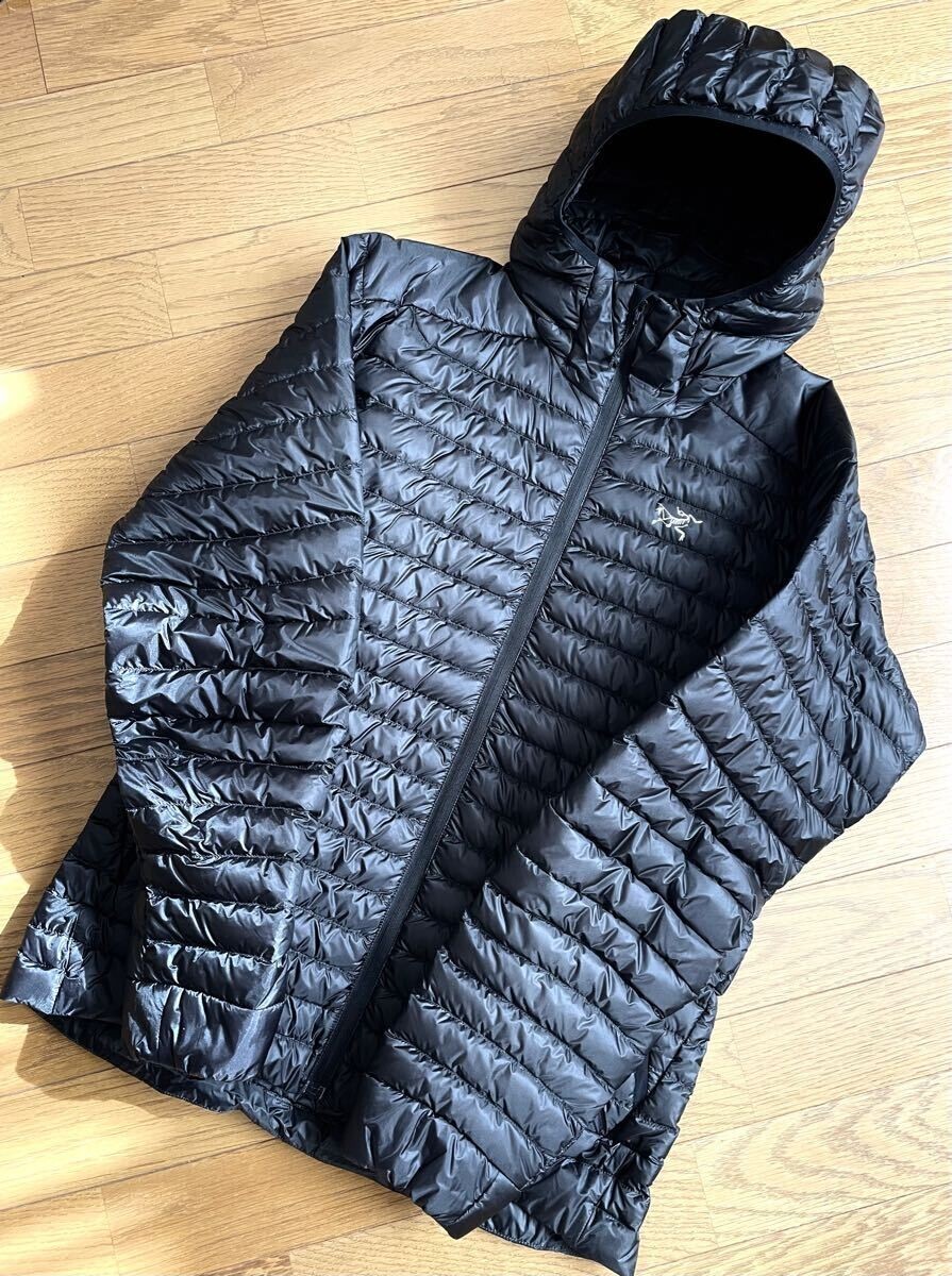 ARC'TERYX Piumino 1000 FP 2025 Arcteryx Cerium SL con cappuccio nero uomo PICCOLO