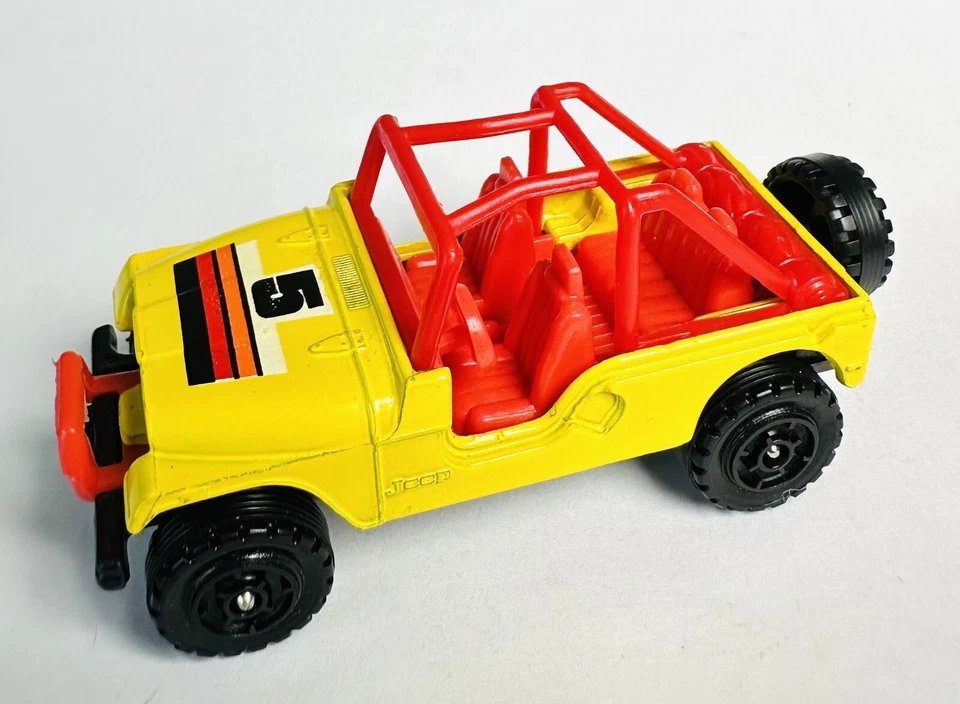 CORGI 1980s JUNIORS 1:64 #182 4X4 RENEGADE JEEP YELLOW VERY RARE CJ - Image 2 of 4