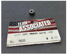 Associated RC10 6620 Diff Pinion Left 6 Gear Small Hole Gold Pan BuyMoreSave$$$