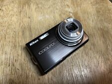 Nikon COOLPIX S550 10.0MP Digital Camera - Graphite black Nikon COOLPIX S550 10.0MP Digital Camera - Graphite black