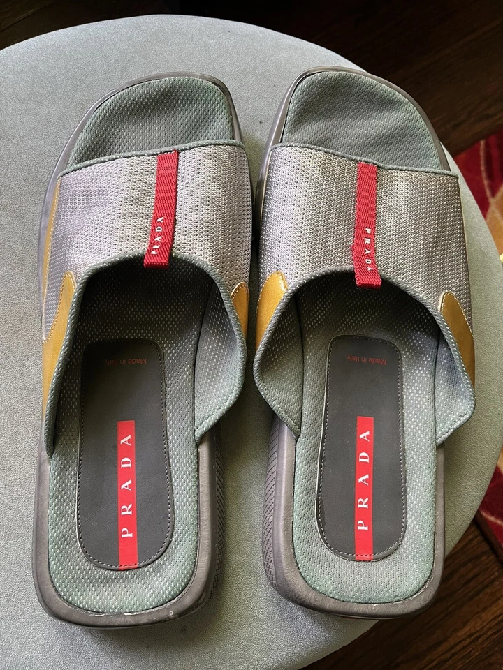 Zapatillas Prada Slides para hombre talla 9 Foto 2 de 4
