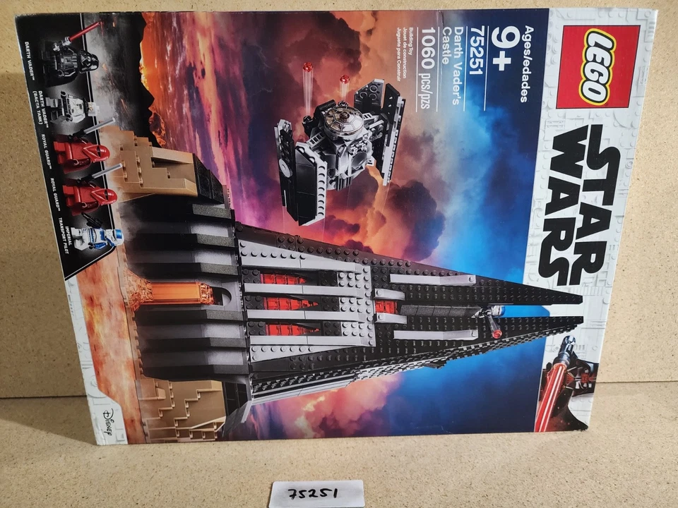 LEGO 75251 Darth Vader's Castle - Image 3 of 3