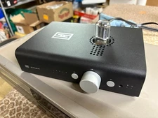 Schiit Audio Saga+ Stereo Tube Hybrid Preamplifier + THREE tubes