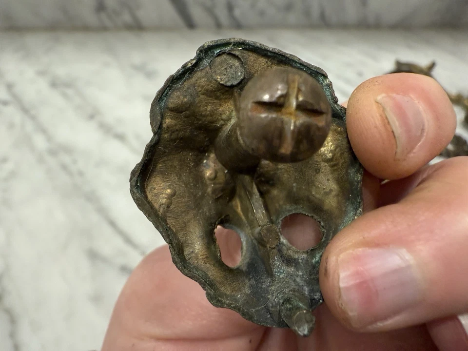 Soportes de cajón antiguos con cabeza de león de bronce - Juego de 2 - Herrajes vintage Foto 3 de 4