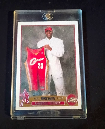 Topps 2003-04 Draft Pick LeBron James Rookie #221 Cleveland Cavaliers