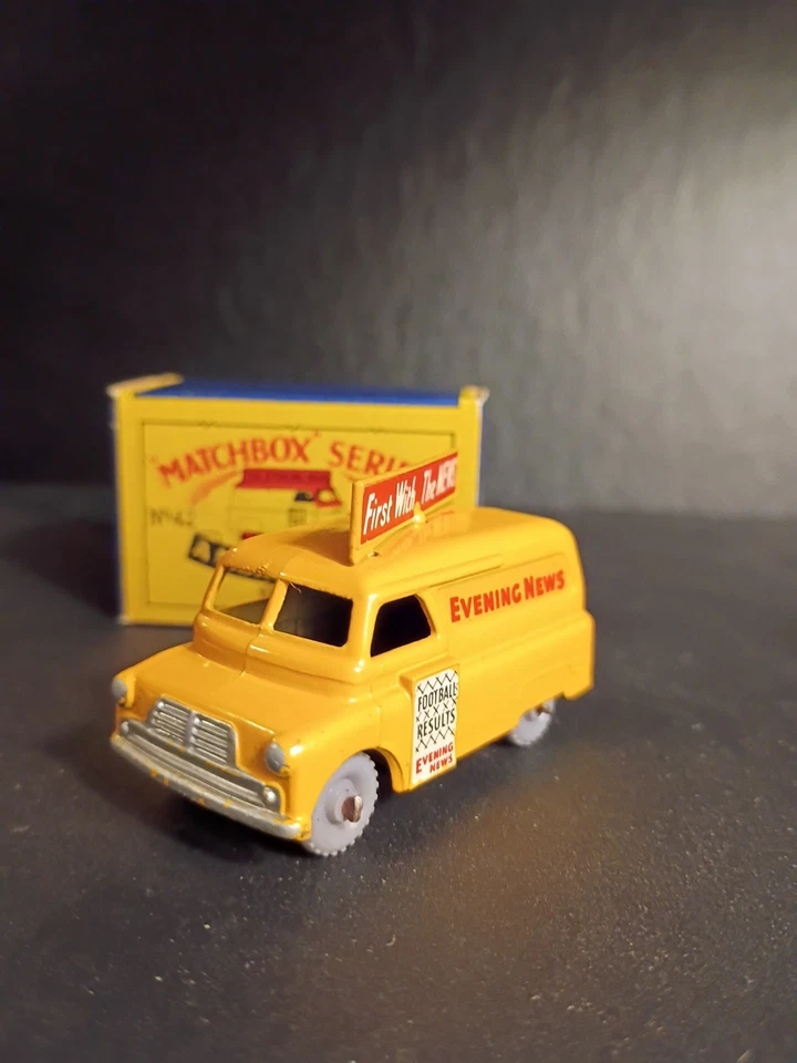 Matchbox #42A Bedford Evening News Van GPW 1957 VN/MINT  In Original B3 Box - Image 3 of 4