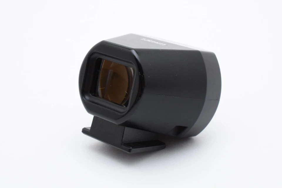 [Near Mint] Voigtlander Super Wide Heliar 15mm f/4.5 L39 LTM #2460879A - Image 3 of 4