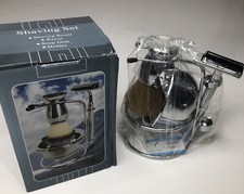 Shaving Set Bristle Brush and Razor - Chrome - NEW