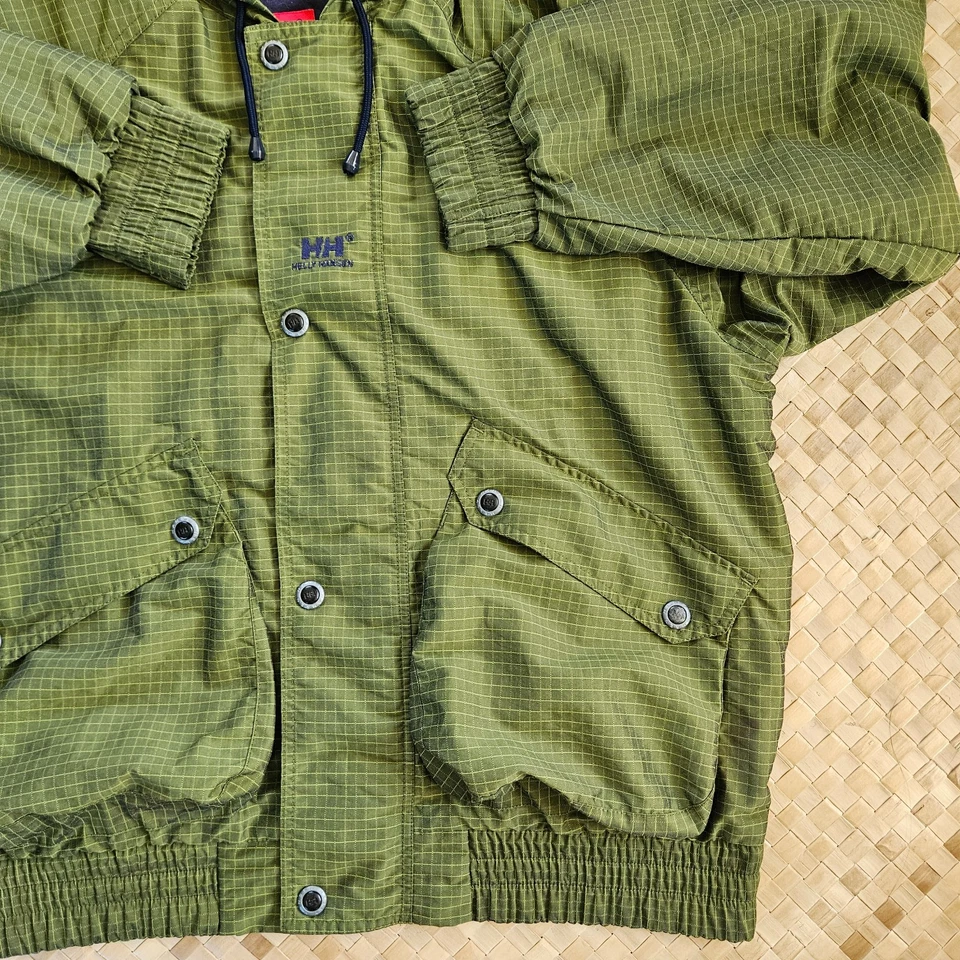 Chaqueta Helly Hansen Para Hombre Mediana Verde Ripstop Con Capucha Espalda Golpe Vela Náutica Foto 4 de 4