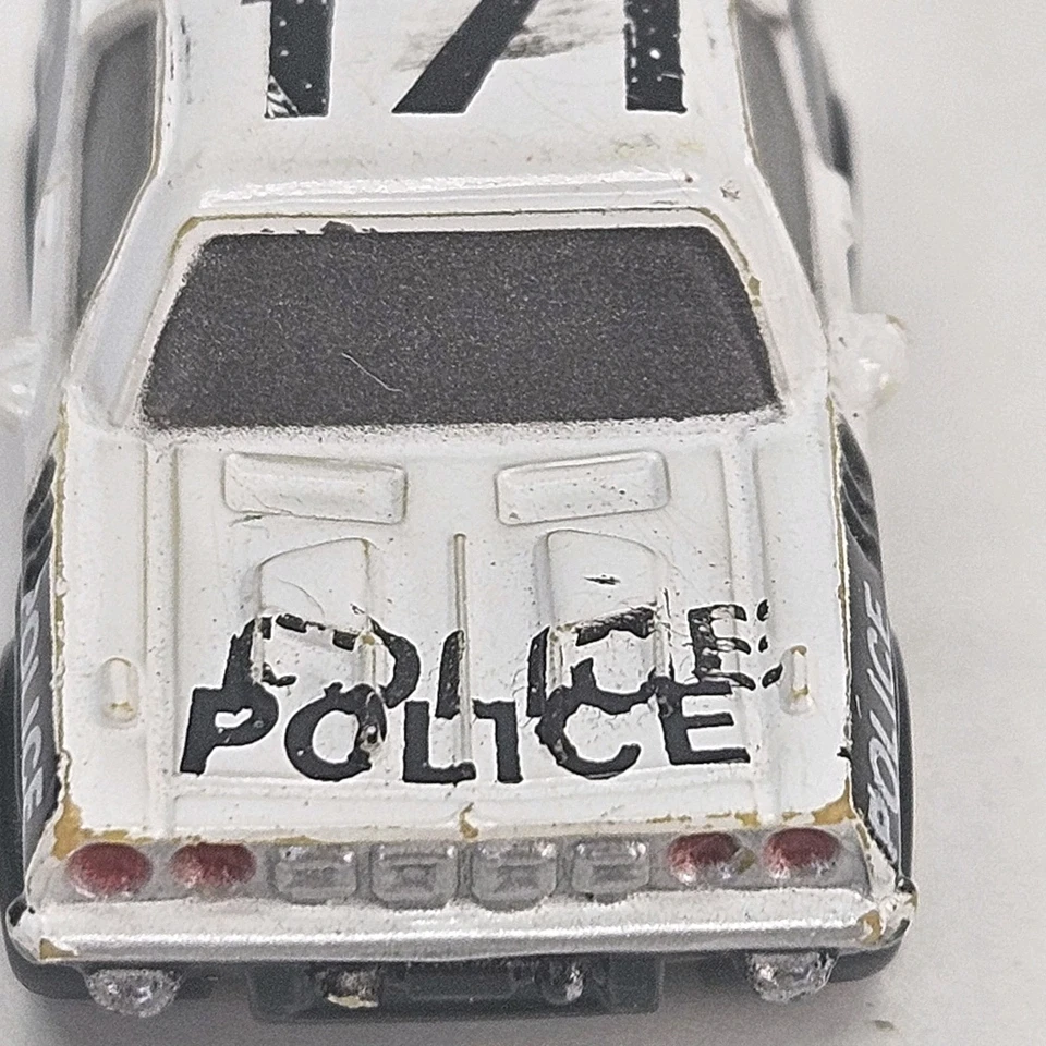 Micro Machines '71 Barracuda POLICE RARE ERROR PRINT Plymouth Galoob 171 - Image 2 of 4