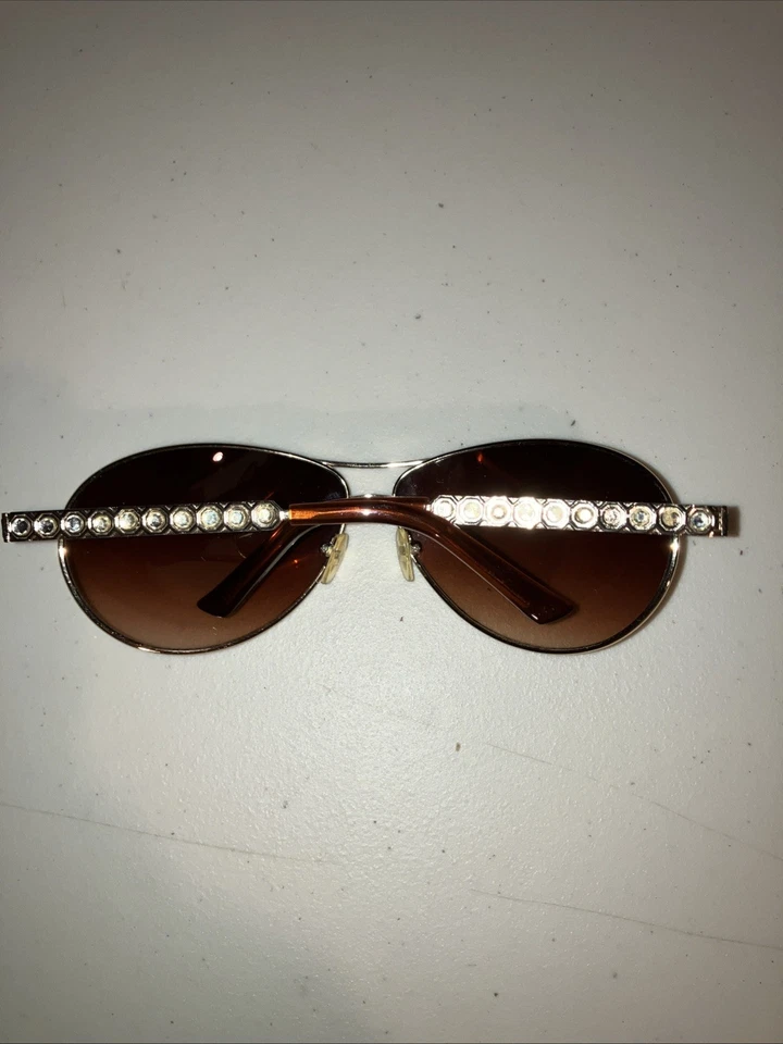 Óculos de sol estilo aviador Ivanka Trump designer armação dourada strass RARO - Imagem 2 de 4