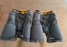 2 Shock Doctor Size Small HEX Compression Fit Impact Padded Short - Excellent