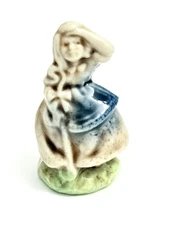 Wade England Red Rose Tea Nursery Favorites Series Little Bo Peep Figurine