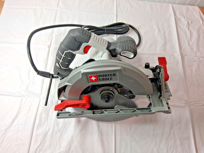 #ad Porter Cable Electric Circular Saw 15 Amps 7 1 4quot; Blade Dia 5500 RPM PCE301 $60.95