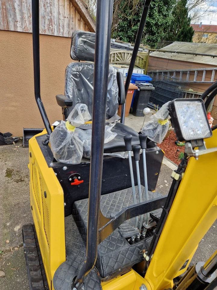 NEUE 1.5 Tonne Minibager mit Kubota Dieselmotor inkl. 3x Schaufel 25cm,40cm,80cm - Bild 2 von 4