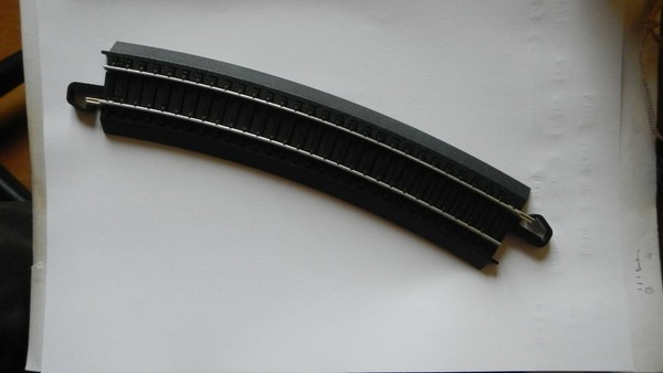 ESCALA HO LOTE DE 4 TRAMOS CURVOS MARCA BACHMANN 16,5mm TRENES FERROVIARIO