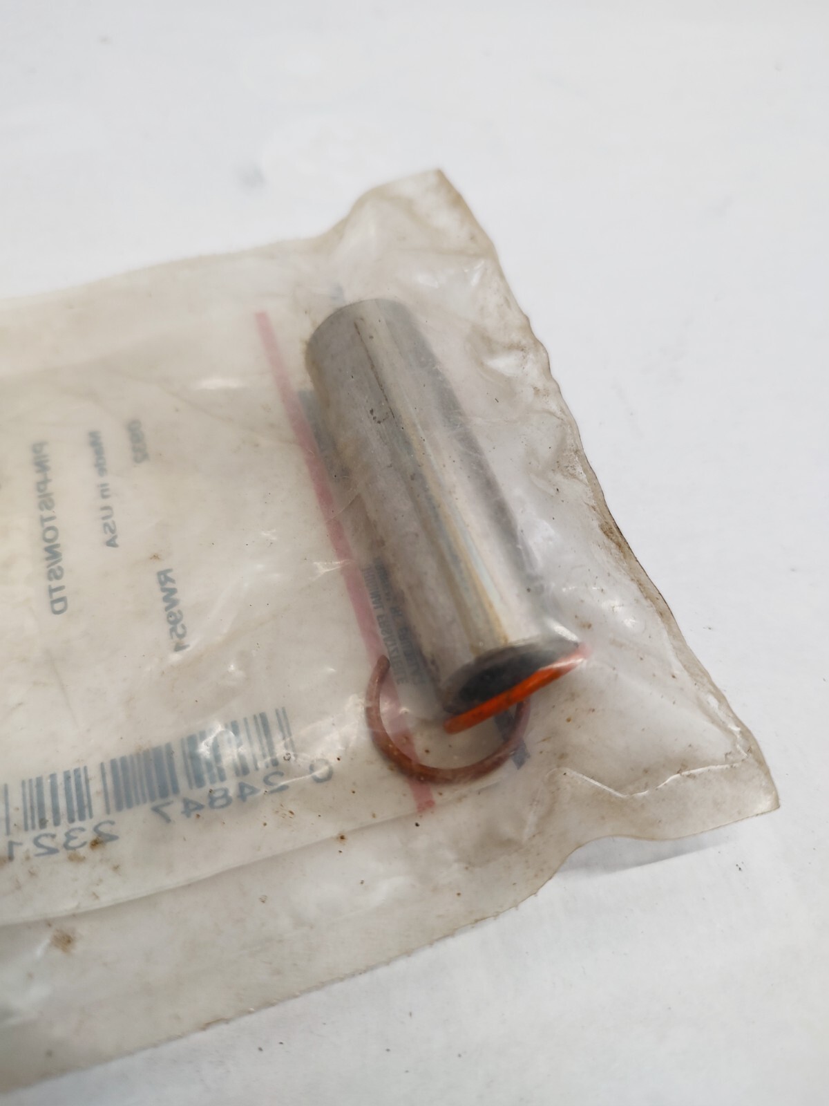 Genuine OEM Briggs & Stratton 690229 Piston Pin STD NOS