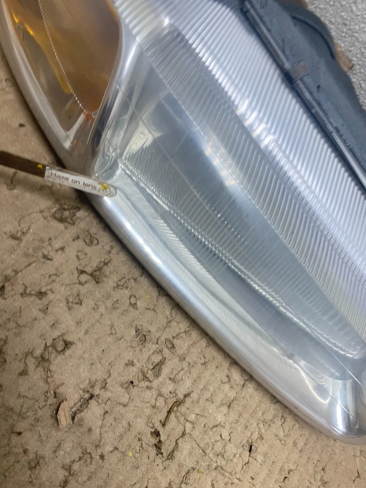 Faros halógenos laterales izquierdo+derecho Chrysler Sebring 1996-2000 OEM U2411 DW Foto 4 de 4