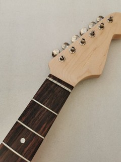Gebrauchtes 21 Bund S Style Stimmgerät geladen Gitarrenhals