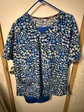 Floral Print Women's Scrub Uniform Top 2XL