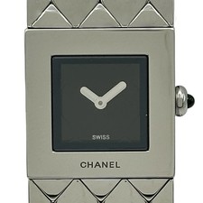 Used CHANEL Matelasse H0009 Wrist watch Women Quartz Black