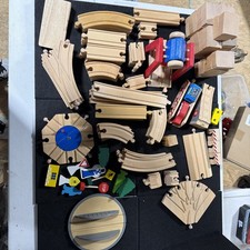 Huge Wooden Train Track Lot 125 Pcs Melissa  Doug Brio Thomas