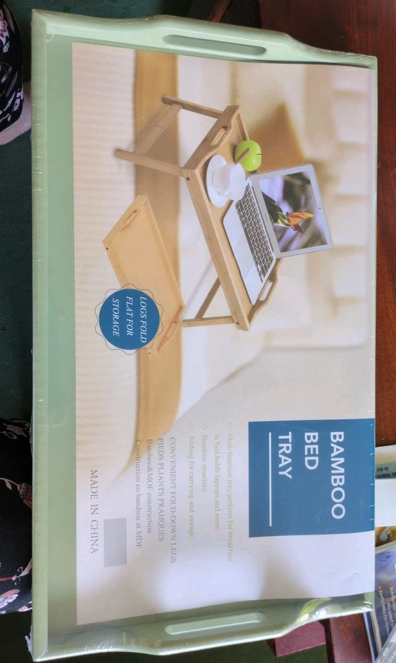 Bambus Bett Tablet grün NEU+OVP