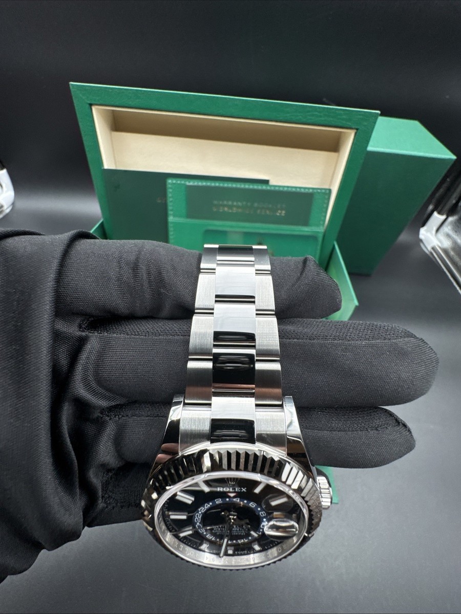 2026 Rolex Sky-Dweller 336934 42mm BLUE Dial Oyster Bracelet Box