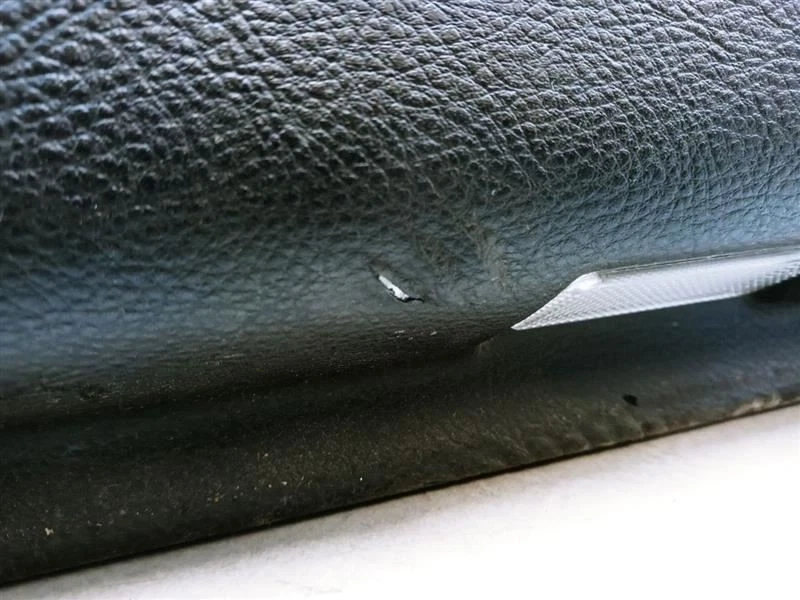 2009 2010 2011 2012 HYUNDAI GENESIS Sedan PASSENGER FRONT DOOR PANEL OEM  Foto 3 de 4