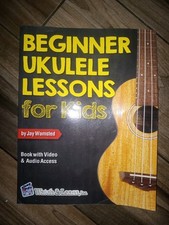 Cours de ukulélé débutant pour enfant. Wamstead ( PB )