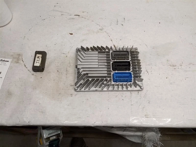 Motor ECM 12667002 compatible con Acadia 2788473 2017 Foto 3 de 4