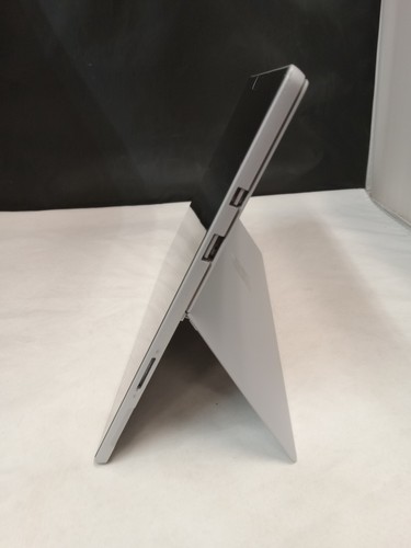 Microsoft Surface 1807 Pro 5th Gen Tablet, Intel i5-7300U 2.6GHz 4GB 128GB 12.3" - Afbeelding 3 van 10