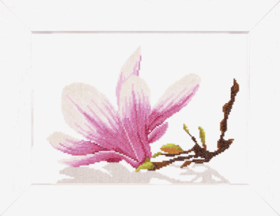 Lanarte Counted Cross Stitch Kit: Magnolia Twig with Flower (Aida,W)