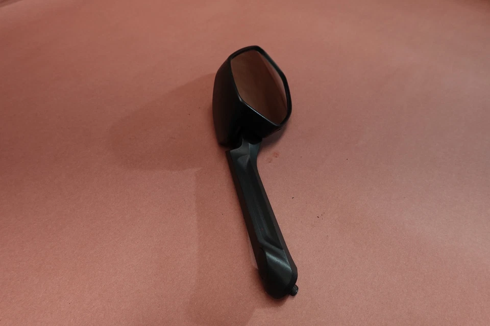 Espejo retrovisor derecho Ducati Multistrada 1200 1200S 2010-2019 Foto 2 de 4