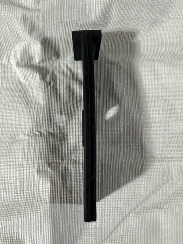 Rubber Hood Latches Pair (2) 1982-1987 Ski-Doo Skandic 377 377R 503 277 377 - Picture 3 of 5
