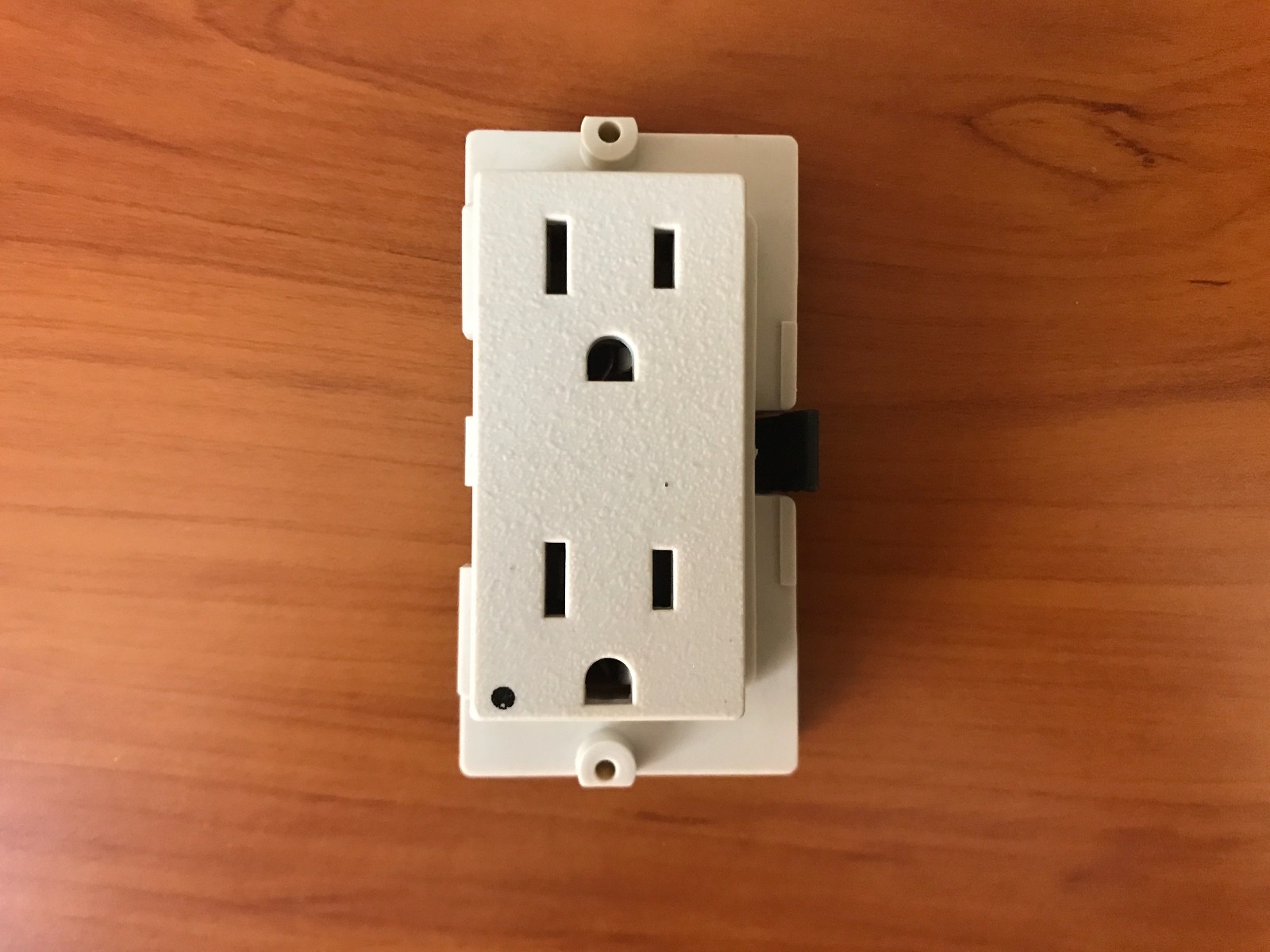 Steelcase TS74SSX 841400493 Duplex Outlet for Panel System Ship for