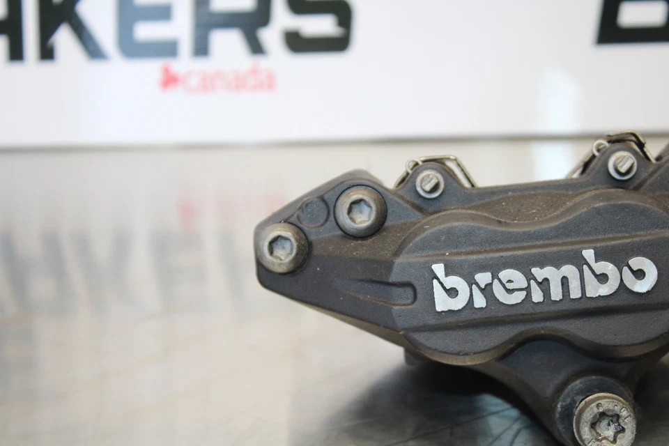 06-12 JUEGO PINZAS FRENO DELANTERO DERECHO IZQUIERDO BMW F800ST PAR PINZAS BB144 Foto 2 de 4