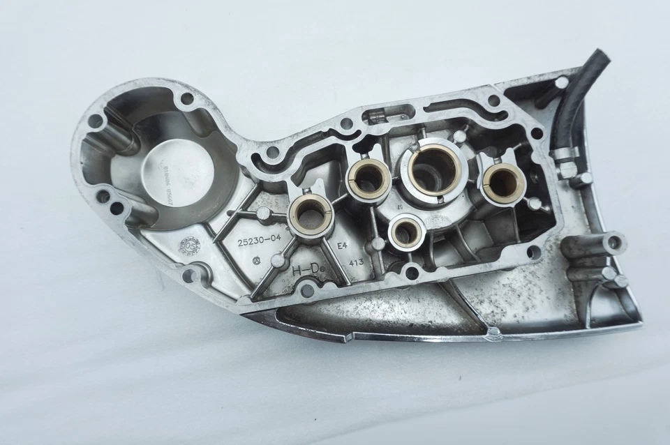 06 Harley Sportster XL1200 L bajo OEM cárter eje motor cubierta 25230-04 Foto 2 de 4