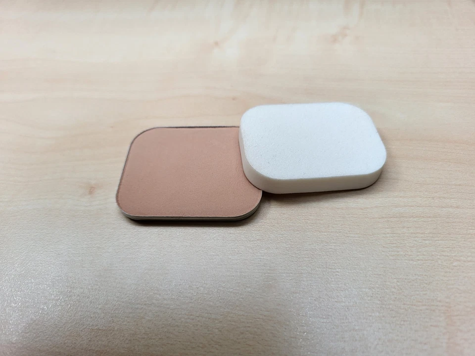 Max Factor Facefinity Compact Refill Nachfüllpack, 10g - 002 Ivory - Bild 3 von 3