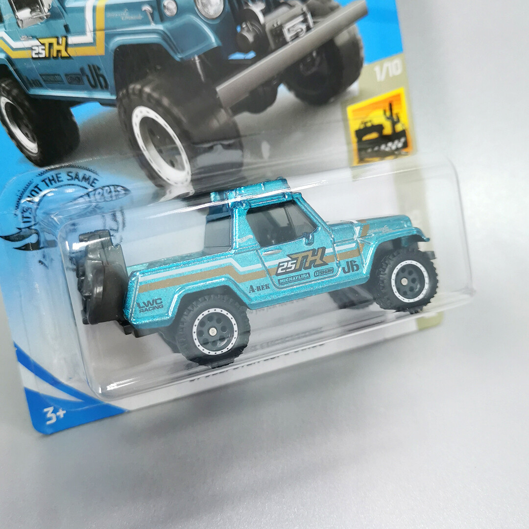 67 ジープスター　コマンド - 2020スーパートレジャーハント Amazon.com: Hot Wheels Super Treasure '67 Jeepster Commando