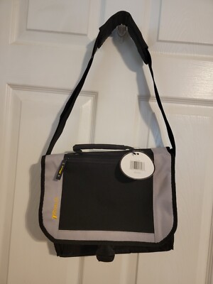 Targus Messenger Bag City Gear Case Case For Portable DVD iPad Tablet Notebook