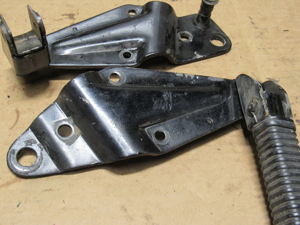 Reposapiés y soportes Honda Scrambler 1971 CL350 Foto 3 de 4