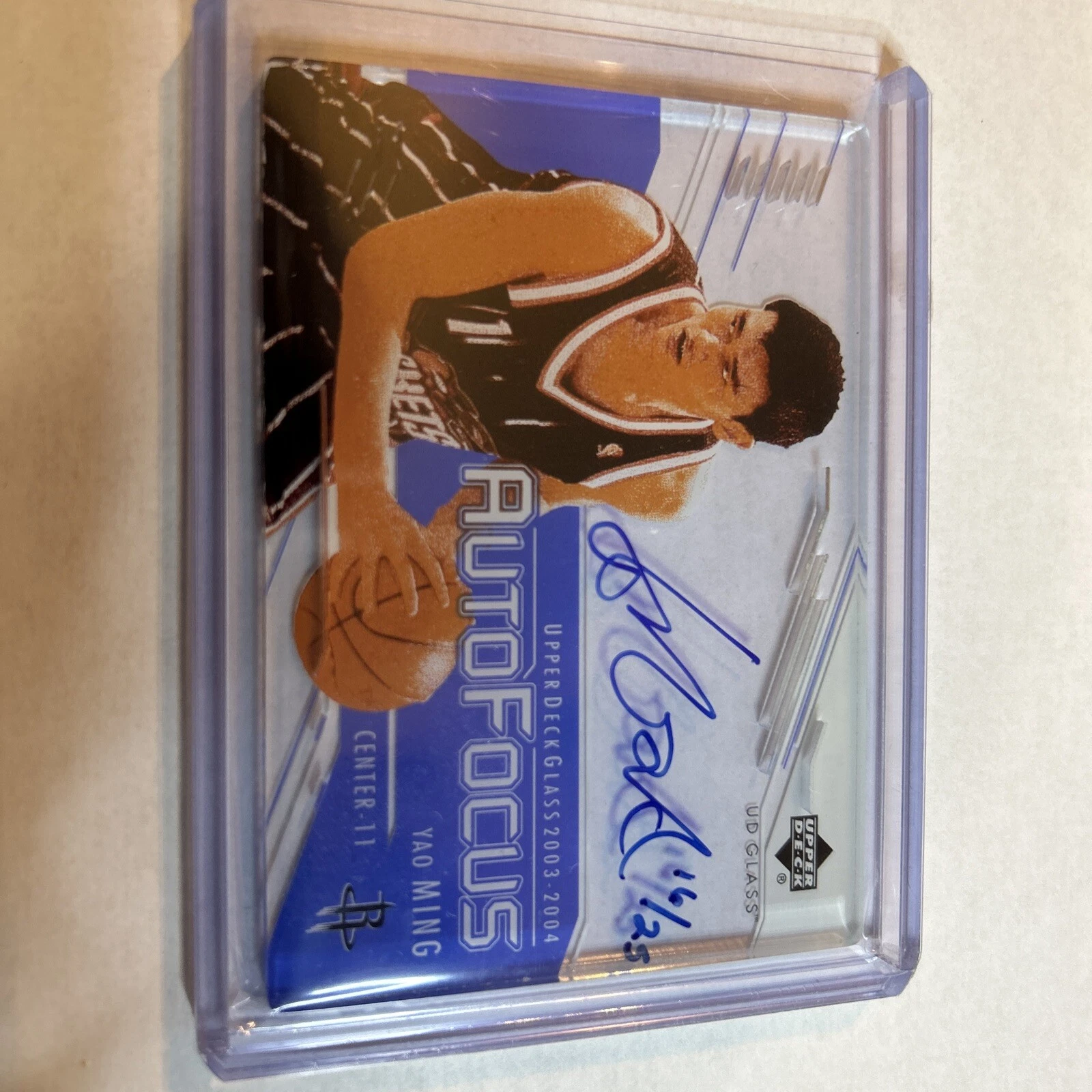 Yao Ming 2003 Upper Deck Glass #YM Auto Focus Price Guide - Sports