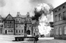 WW2 Picture Photo Germany 1944 US soldiers in a street battle  4399