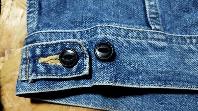 80s-90s LEE Cowboy Denim Jacket. 80s-90s LEE Cowboy Denim Jacket.