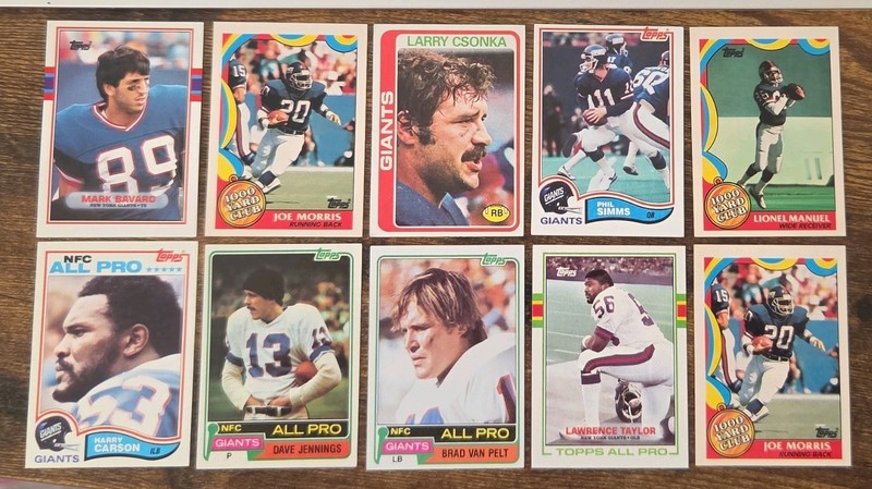 Topps 1982 NFL New York Giants 10-Card Lot Simms Bavaro Csonka Morris